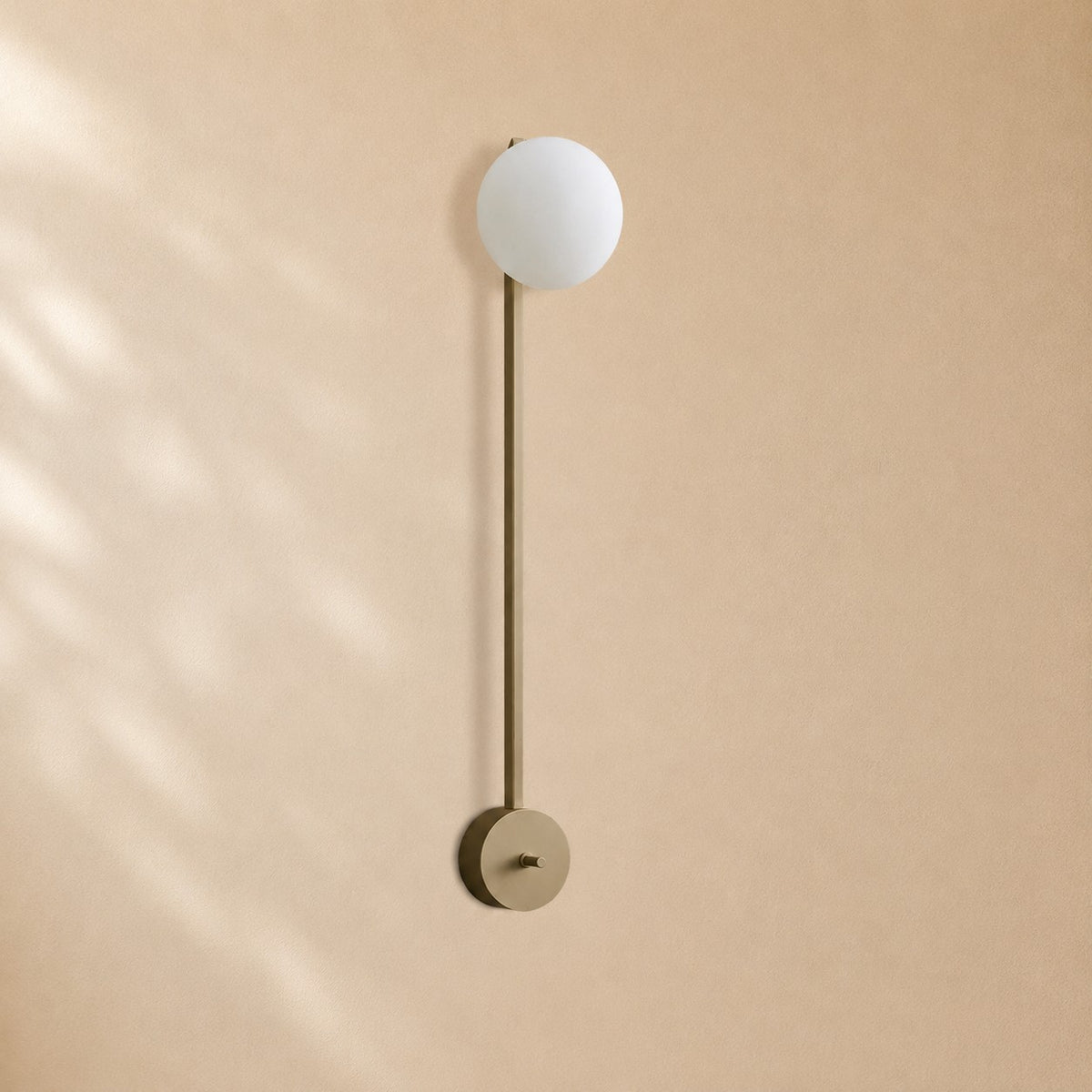 Conra Grand Sconce