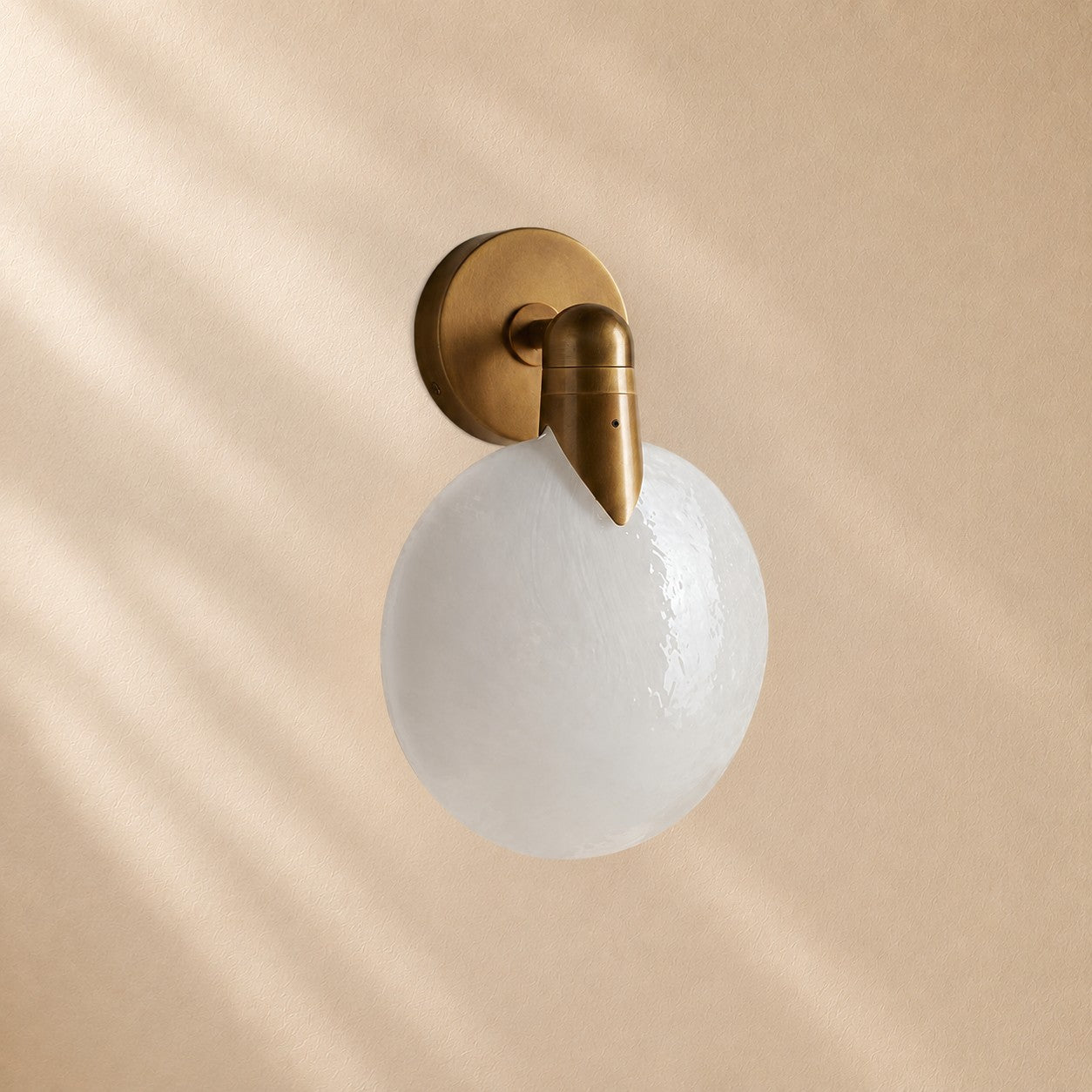 Lynn Orb Single Glass Wall Sconce